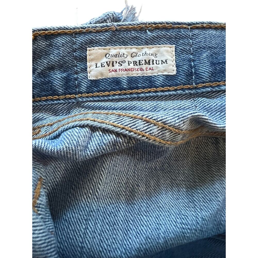 Levi’s 501 High Waisted Cutoff Denim Shorts Light Wash | 27 - Picture 7 of 7